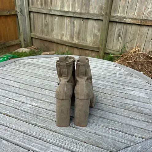 Melrose and Market Emerson Platform Bootie size 10