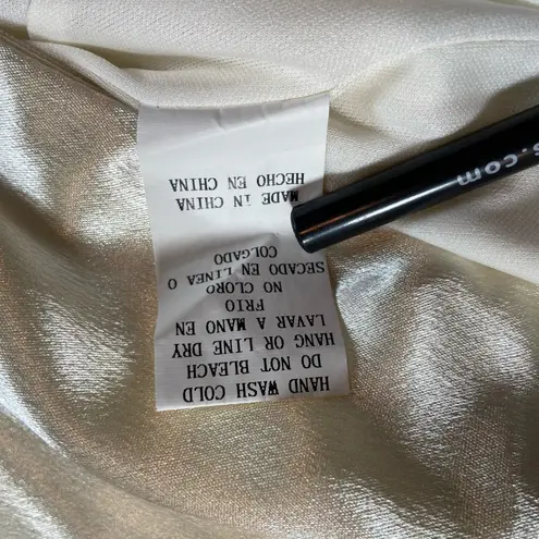 Maniju Manifu Sleek Satin Maxi Dress in Cream Size Small