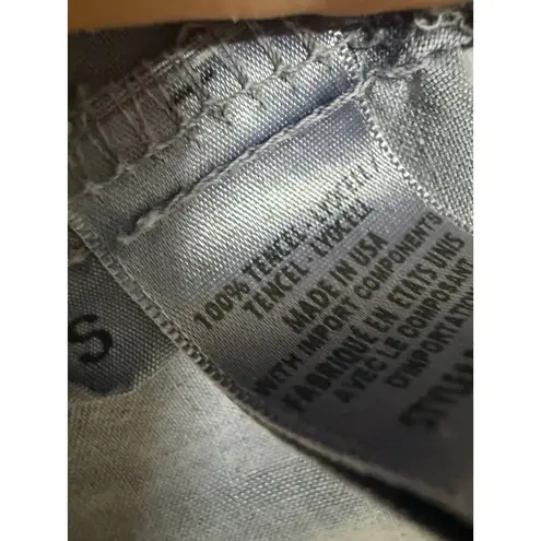 Bella Dahl  Blue Chambray Button Up Long Sleeve Split Back Size M Unassuming thumbnail 6