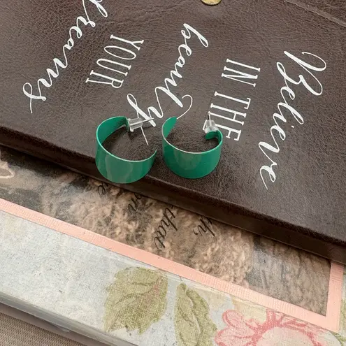 Vintage Green Enamel Half Hoop Earrings 80s 90s Retro Minimalist