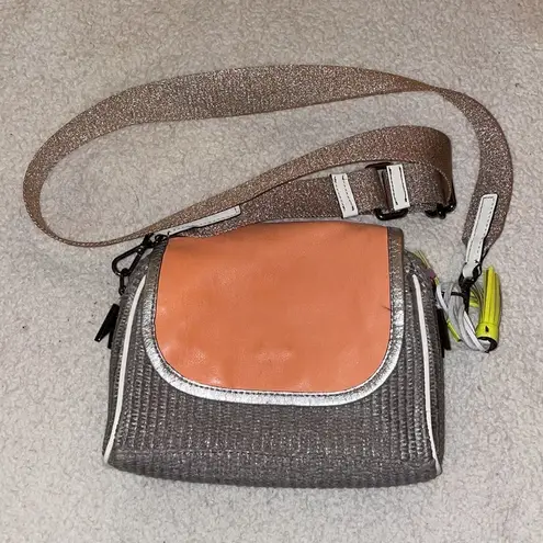 Sincerely Jules x Meredith Wendell Cross