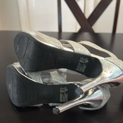 Fioni Elegant Silver High Heel Sandals Size 10
