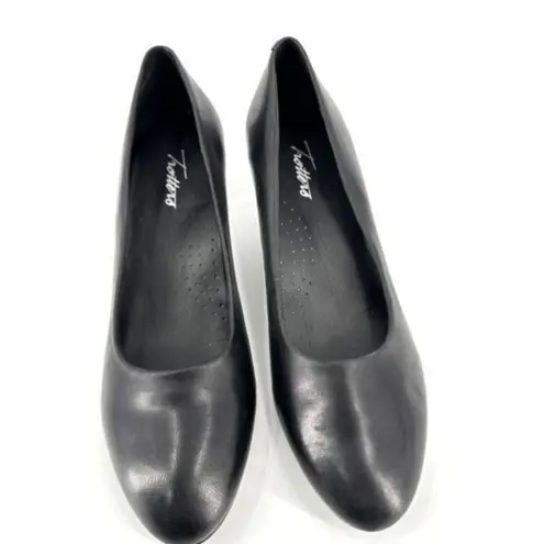 Trotters Fab Womens Leather Almond Toe Slip On Heels Pumps Black Size 9.5N