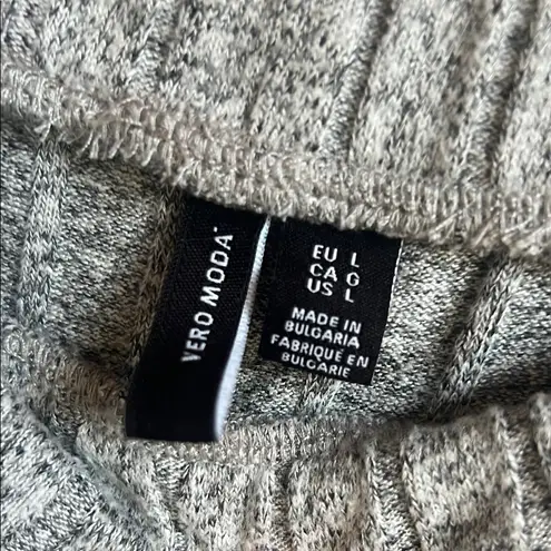 VERO MODA Gray Track Pants & Joggers Comfortable Knit
