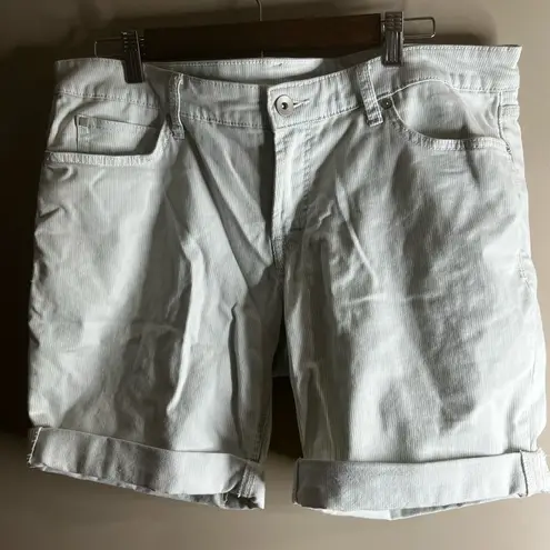 NWT jcpenney railroad stripe shorts mid length rolled hem Blue Size 16P