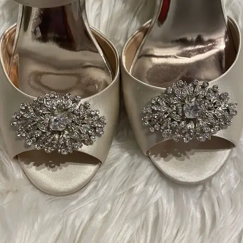 Badgley Mischka Cream Abigail Evening Wedge Sandals