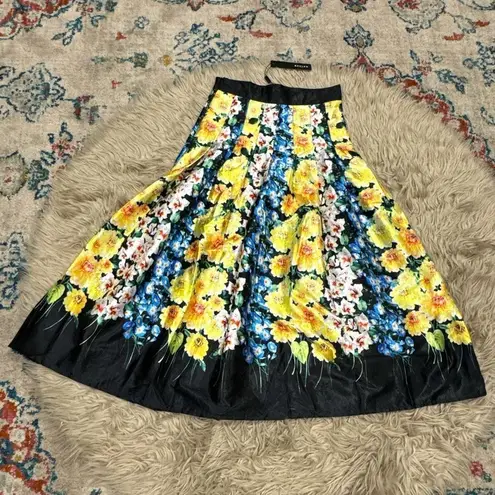 Beulah NWT  Floral Skirt size medium