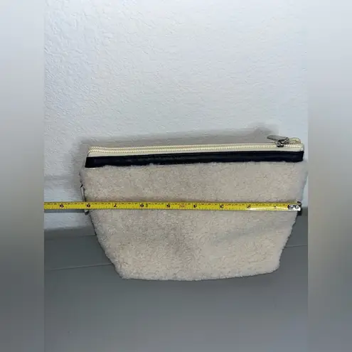 Neiman Marcus Shearling Suede Lining Makeup Bag Cream Black Designer Luxury Warm