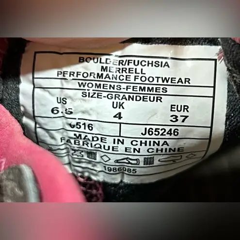 Merrell All Out Blaze Sieve Women’s Size 6.5 Brown Sugar Red Sandals