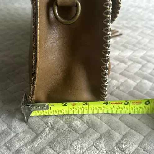 Patricia Nash Sage Green
Distressed Leather Stitch Trim
Detach Strap Hobo Bag