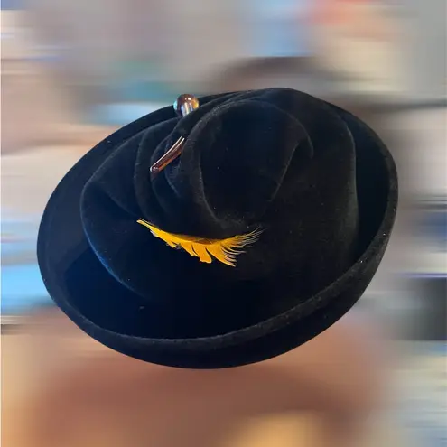Vintage 1940’s Black Velvet Fascinator Hat Deborah NY Tortoise & Feather Accents