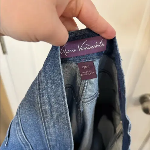 Gloria Vanderbilt Classic Blue Ankle Jeans