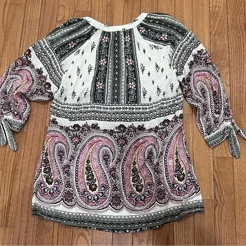 White pink and green paisley peasant top with tie sleeves size small