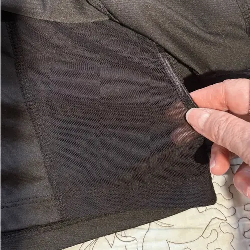 TAIL Doubles Multi Ruffle Tennis SPF 45+ protection Skirt/Skort in Black Sz L Size L