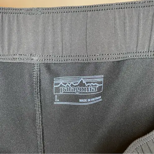 Patagonia  Fleetwith Faux Wrap Active Skort Black Sz Large 58635