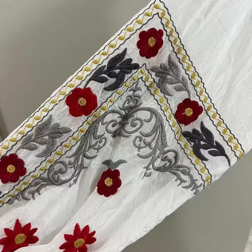 Johnny Was NWOT  Embroidered Floral Long Sleeves V-Neck Tunic Blouse Size S