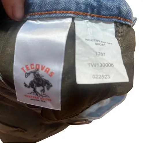 Tecovas Blue Jean Cutoff Shorts with Distressed Detailing sz 30