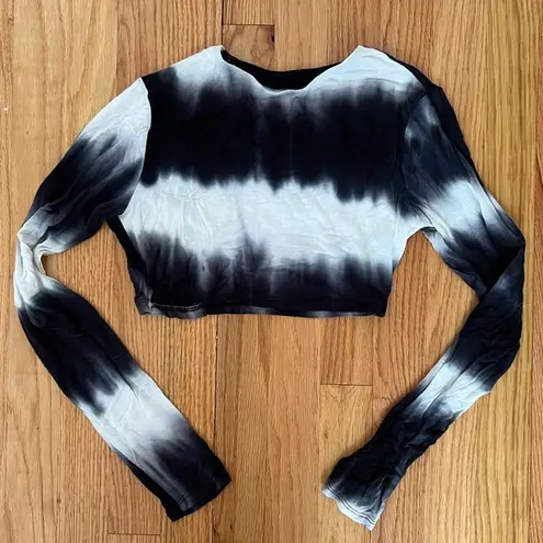 Forever 21  White and Blue Tie Dye Long Sleeve Crop Top