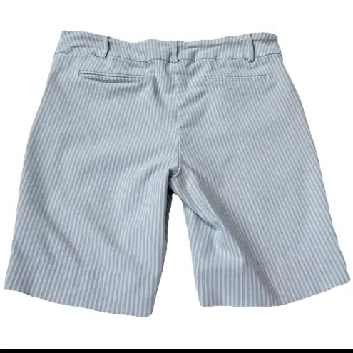 Hilary Radley Pull On Bermuda Shorts Striped Blue White Pockets Large Stretch