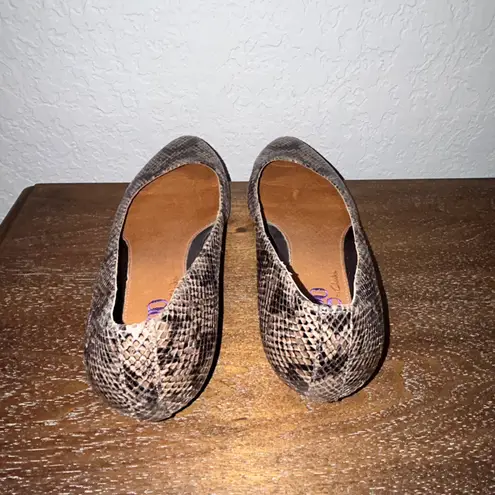 indigo. by Clarks Snakeskin Print Kitten Heel Shoes