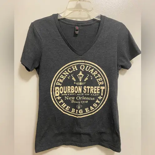 District Made Womens Tee T Shirt Gray M French Quarter Bourbon Street LA Orleans Size M