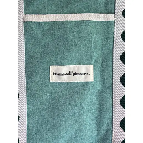 business & pleasure co. Beach Bag in Rivie Green Womens Beach Tote Shopper