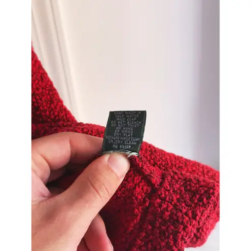 Willow Red Chunky Button