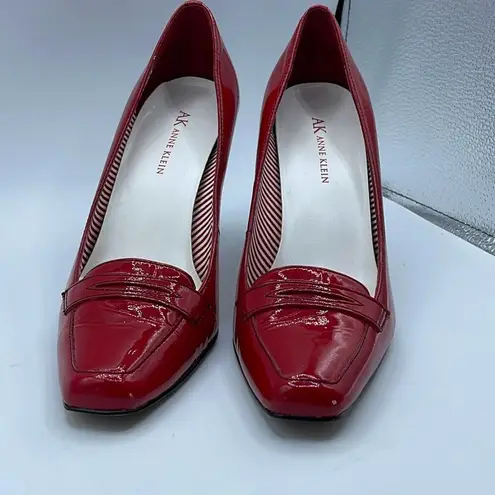 Anne Klein  size 7.5 red patent leather heels .