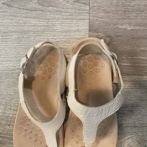 Vionic Terra Sandals Womens 8.5 Leather Thong Slingback Cream Buckle Support