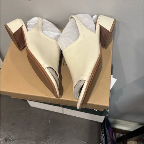 Gentle Souls New Women's Penny Sling Back Low Block Heeled Sandals