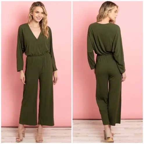 Very J Black Ribbed Surplice Long Sleeve Cropped Length Jumpsuit NWT Size Small