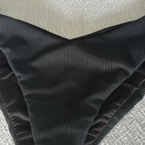 Beach Riot Bikini Set, underwire bikini top Small bikini bottom Large, $206