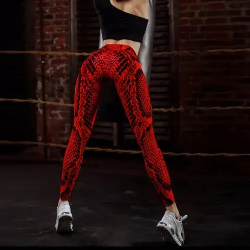 Last pair! Red Boutique Spandex/Lycra Snakeskin Leggings Small
