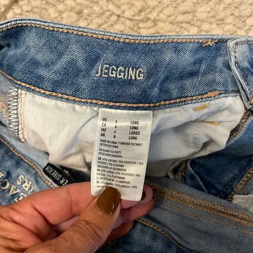 American Eagle Jeggings Size 4 Long Super Super Stretch Blue Size undefined