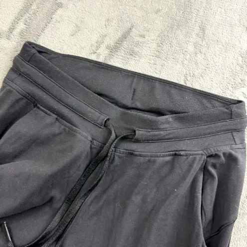 Lululemon  Womens Jogger Size 4 Black High Rise 28" Soft Pockets Logo Athleisure