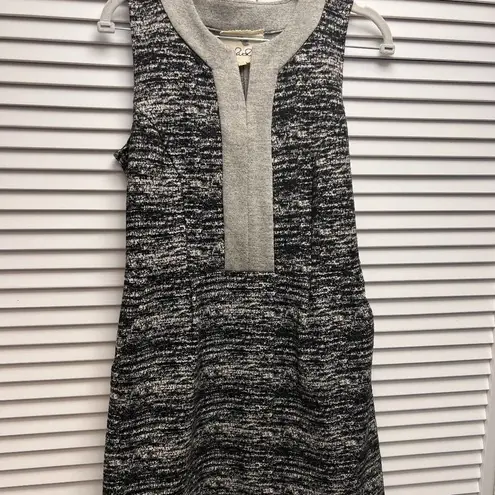 TABITHA Sleeveless, Fit and Flare Dress with Pockets and Side Zipper, Size 4 Gray