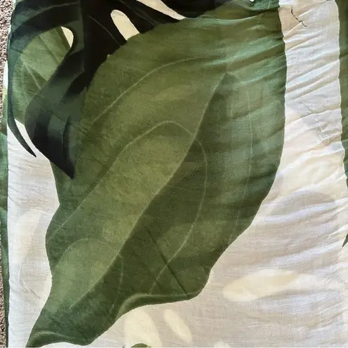 Virginia Wolf Multi Wear Scarf Wrap White