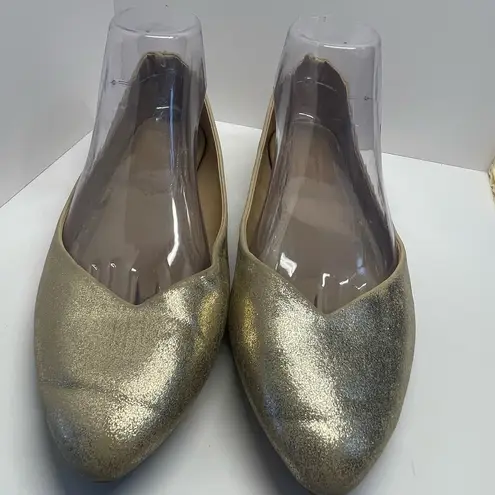 Old Navy  gold metallic flats shiny pointy toe ballet slipper slip on size 9