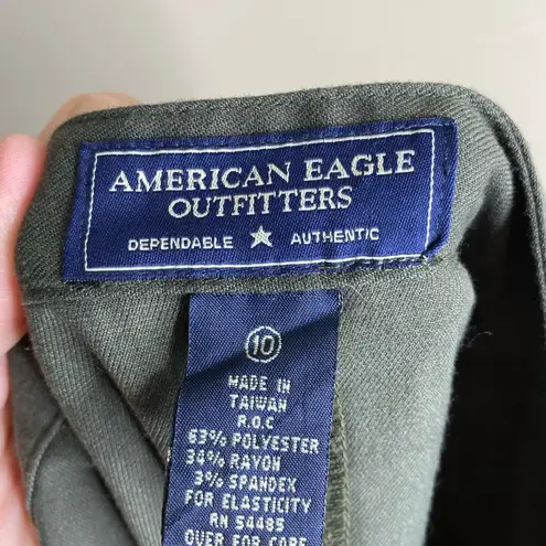 American Eagle  90s mini skirt