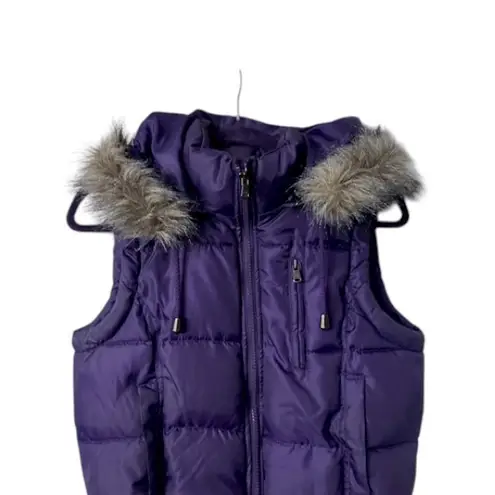 NWOT Women's Small Purple Puffer Vest Faux Fur Hooded Ski Resort Chalet Hiking