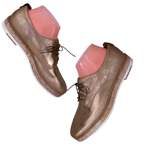 ATTILIO GIUSTI LEOMBRUNI AGL "JULIET" ROSE GOLD METALLIC LOAFERS (38) Pink Size 8