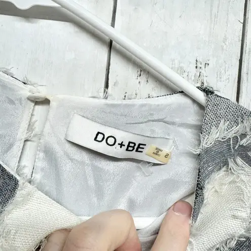 Do + Be Top Women Size Small Plaid 3/4 Sleeve Textured Round Short Grey Cotton Gray