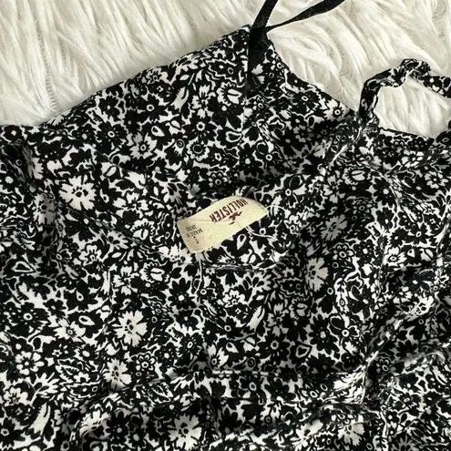 Hollister open back romper - Image 4