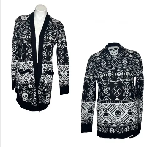 SOCIAL COLLISION Black White Patterned Long Sweater Skulls Womens Size Medium