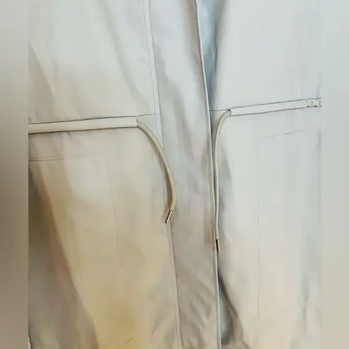 Rains String Parka, “Earth”, women’s L, NWT Green Size L