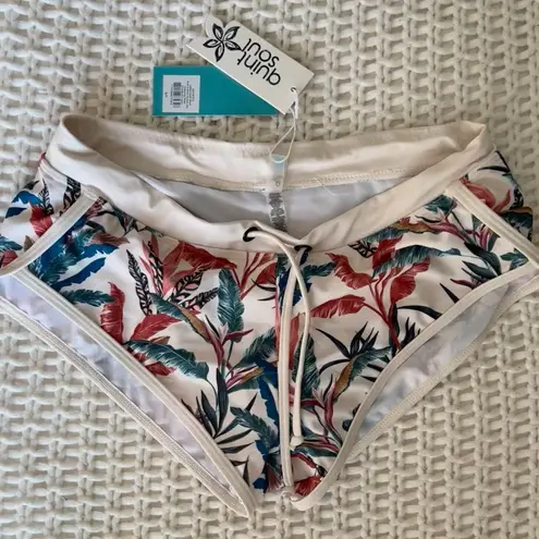 Quint Soul NWT  Women's Tulum Swim Short - S