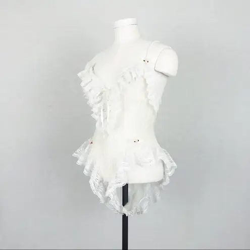 Vintage Ruffled Lace