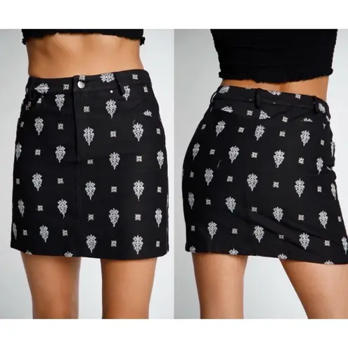 Love Riche Black & white Jean Skirt by new