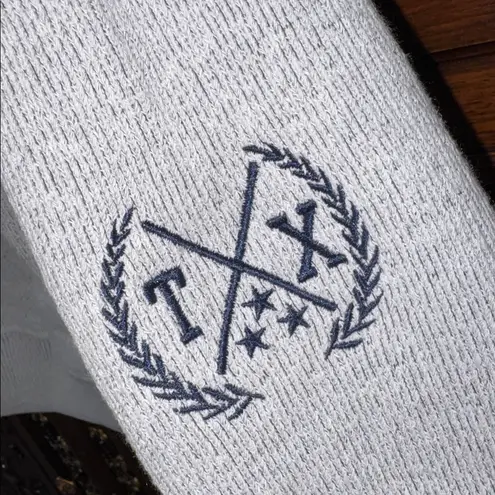 Dallas Crewneck Sweatshirt NEw York Popular small medium navy blue embroidered Gray