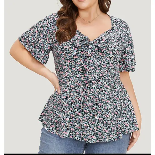 Bloomchic Size 18 - 20 • 2x •  • Ditsy Floral Knot V Neck Blouse